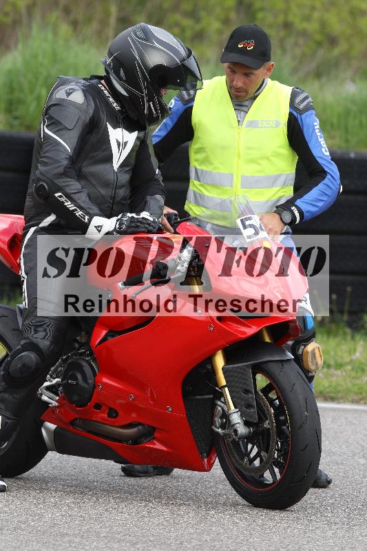 /Archiv-2025/10 23.04.2025 Cornu Master School ADR/rot-rouge/54